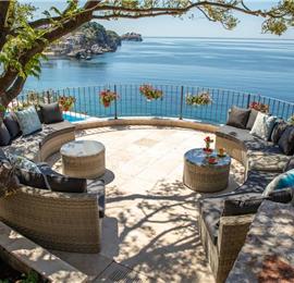 11 bedroom seafront villa with infinity pool near Budvar, sleeps 22